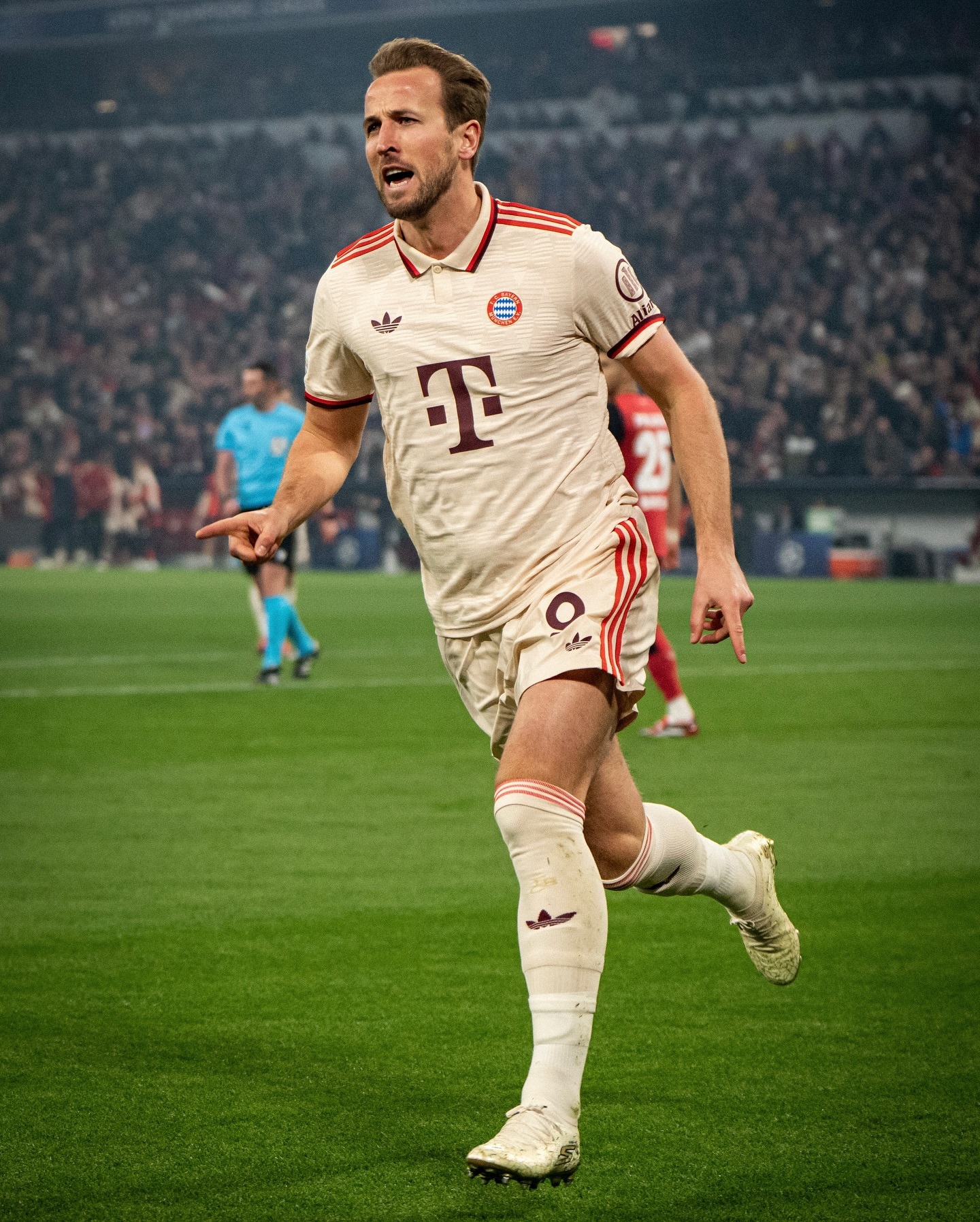 凯恩在拜仁比赛中比赛局势复杂，爆冷引发热议！再创辉煌时刻的简单介绍-开云登录入口